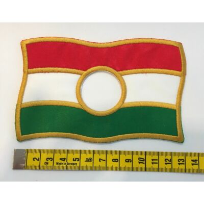 Magyar lyukas zászló felvarró